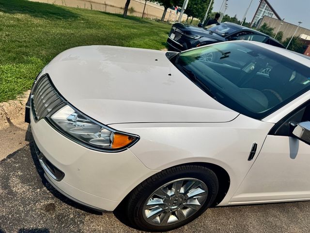 2011 Lincoln MKZ Base