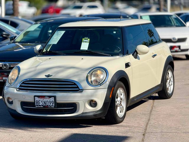 2011 MINI Cooper Hardtop Base