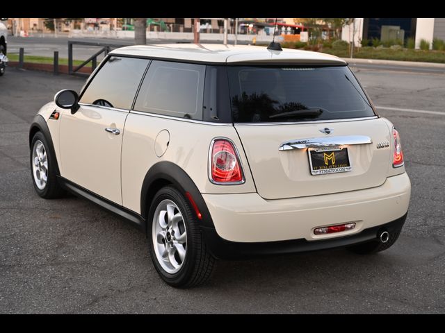 2011 MINI Cooper Hardtop Base