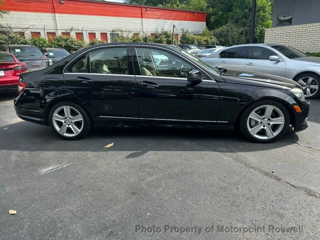 2011 Mercedes-Benz C-Class 300 Luxury