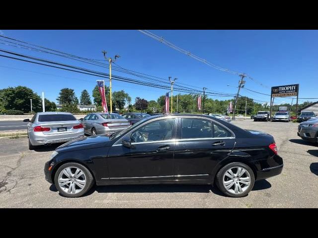 2011 Mercedes-Benz C-Class 300 Luxury