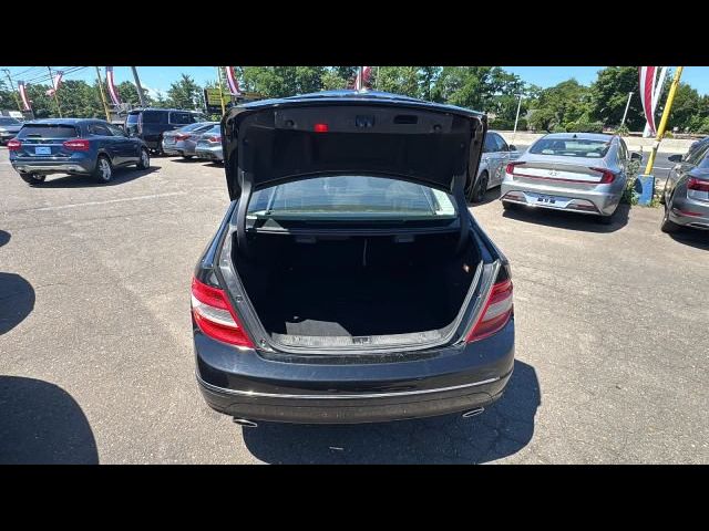 2011 Mercedes-Benz C-Class 300 Luxury