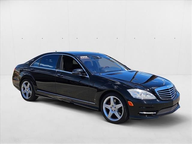 2011 Mercedes-Benz S-Class 550