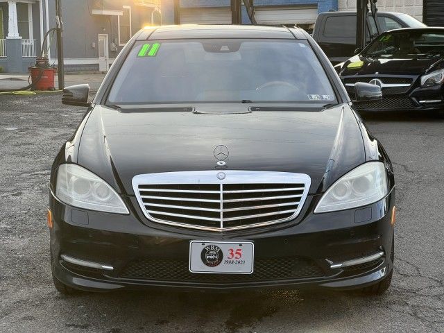 2011 Mercedes-Benz S-Class 550