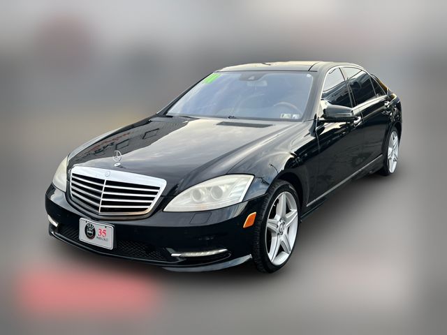 2011 Mercedes-Benz S-Class 550