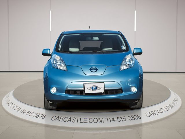 2011 Nissan Leaf SL
