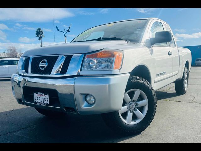 2011 Nissan Titan SV