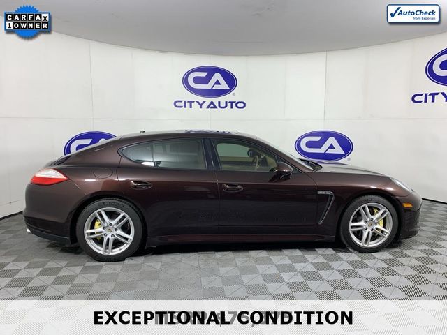 2011 Porsche Panamera 4