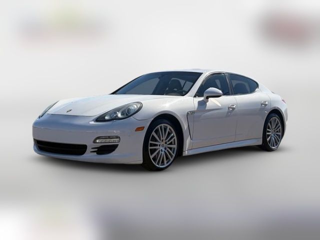 2011 Porsche Panamera 4