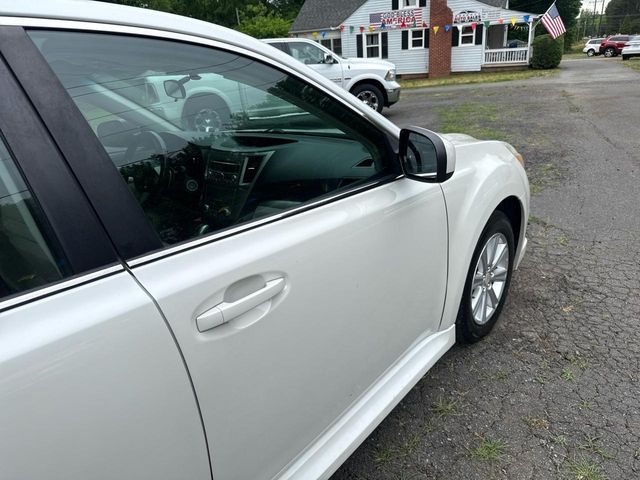 2011 Subaru Legacy 2.5i Premium