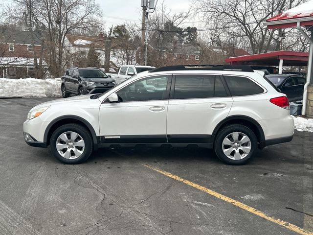 2011 Subaru Outback 2.5i Limited