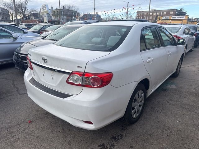 2011 Toyota Corolla LE