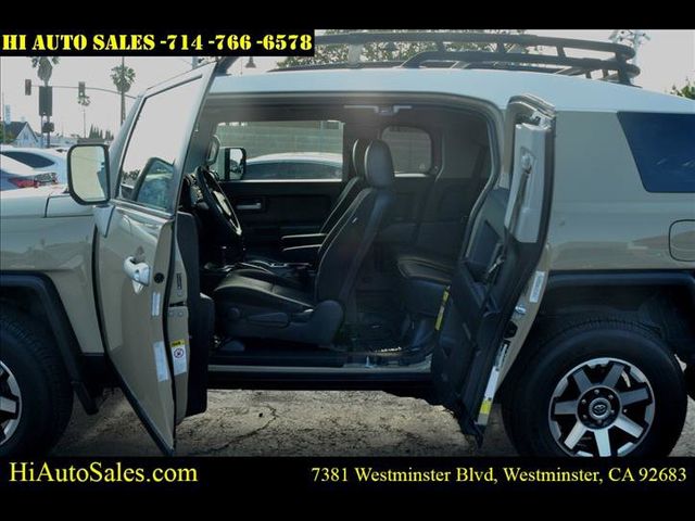 2011 Toyota FJ Cruiser Base