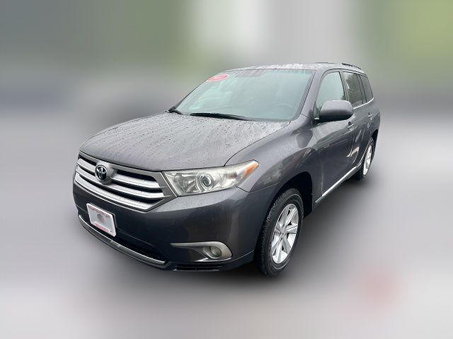 2011 Toyota Highlander SE