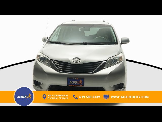 2011 Toyota Sienna LE