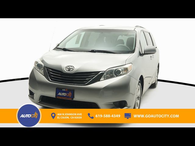 2011 Toyota Sienna LE