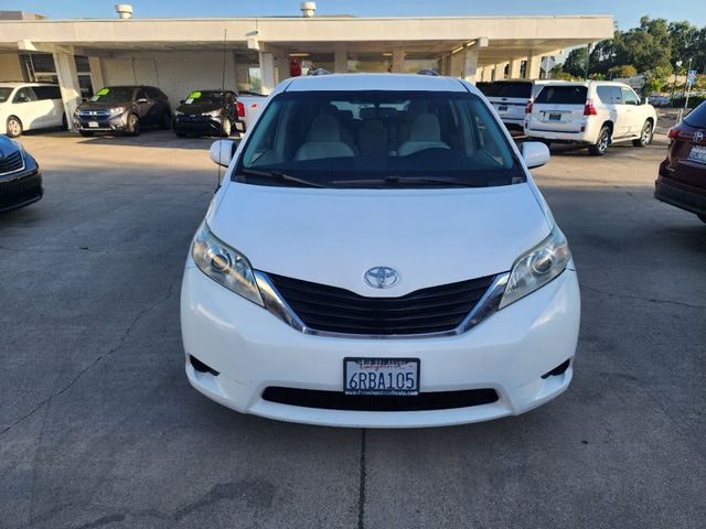 2011 Toyota Sienna LE