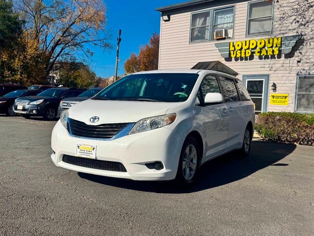 2011 Toyota Sienna 