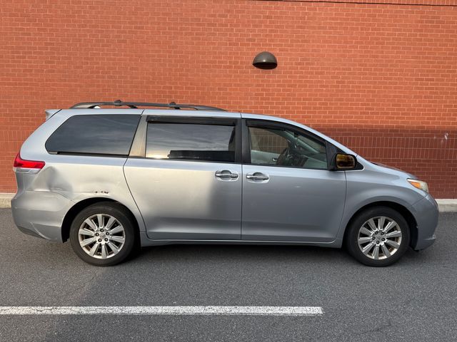 2011 Toyota Sienna Limited