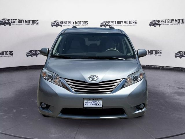 2011 Toyota Sienna XLE