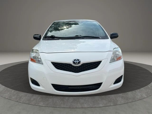 2011 Toyota Yaris 
