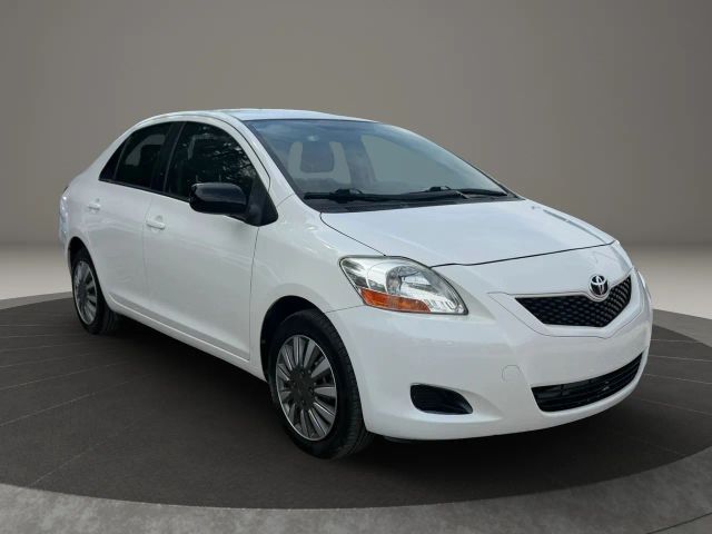 2011 Toyota Yaris 