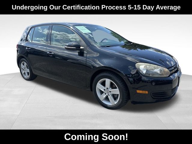2011 Volkswagen Golf Base