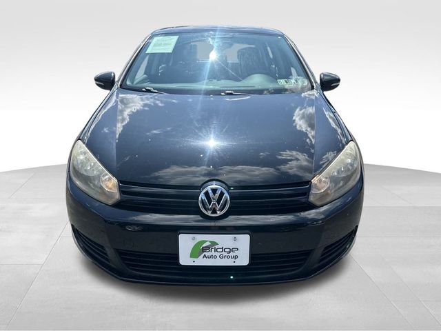 2011 Volkswagen Golf Base