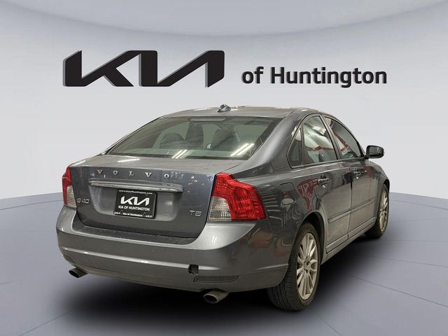 2011 Volvo S40 