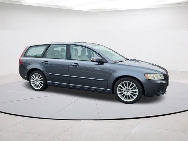 2011 Volvo V50 R-Design