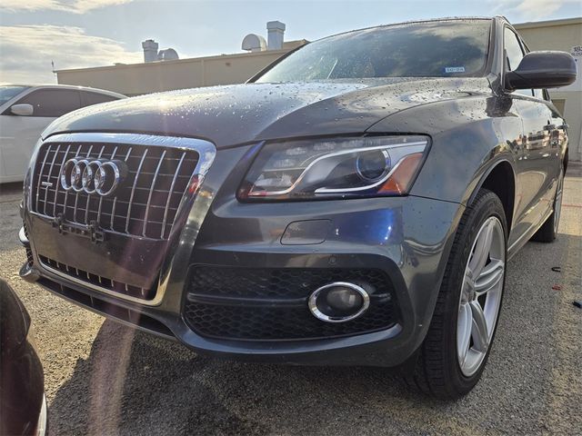 2012 Audi Q5 3.2L Prestige