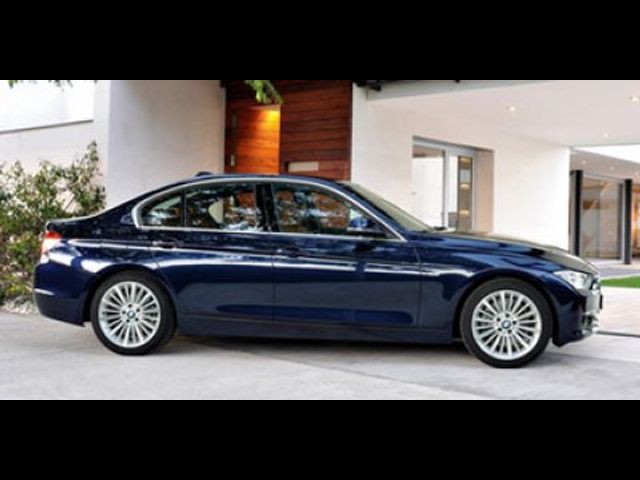 2012 BMW 3 Series 328i