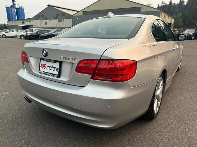 2012 BMW 3 Series 328i