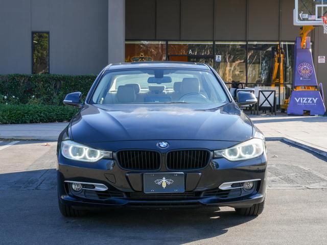 2012 BMW 3 Series 328i