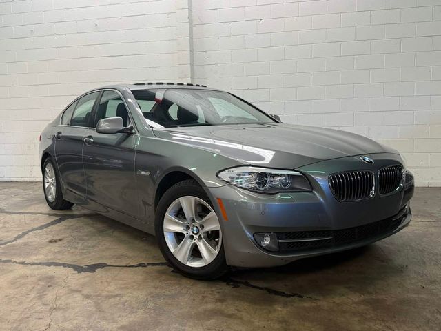 2012 BMW 5 Series 528i