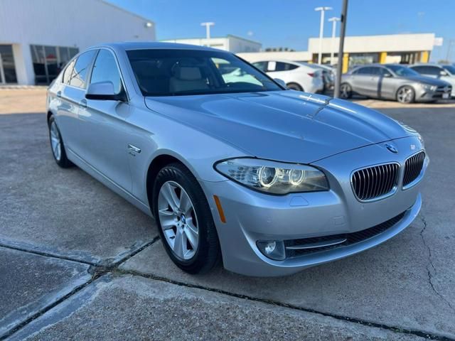 2012 BMW 5 Series 528i xDrive