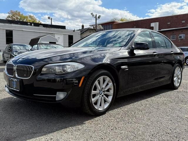 2012 BMW 5 Series 528i xDrive