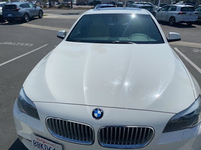 2012 BMW 5 Series 550i