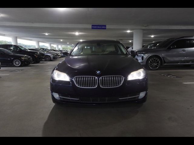 2012 BMW 5 Series 550i