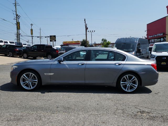 2012 BMW 7 Series 750Li