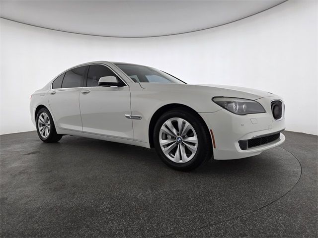 2012 BMW 7 Series 740i