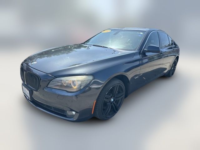2012 BMW 7 Series 740i