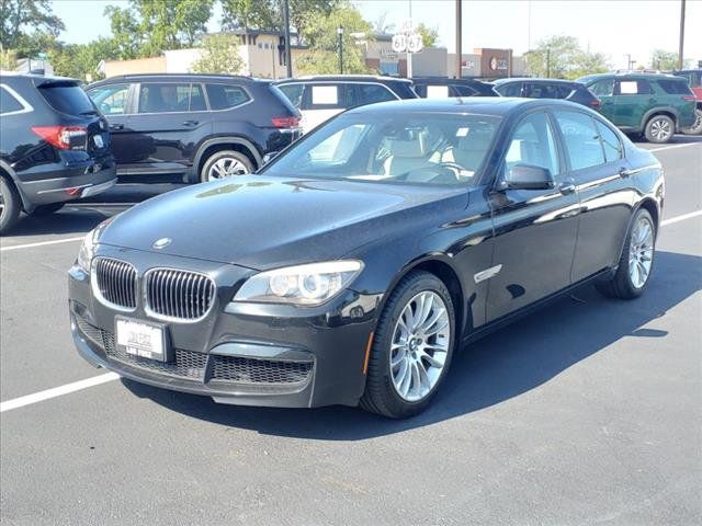 2012 BMW 7 Series 740i