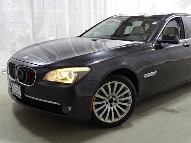 2012 BMW 7 Series 750i xDrive