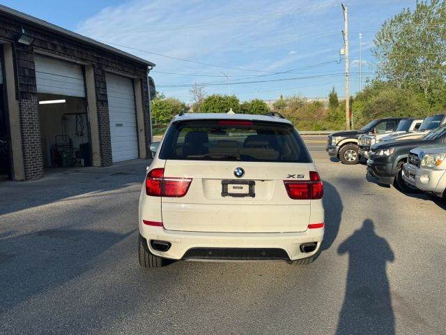 2012 BMW X5 50i