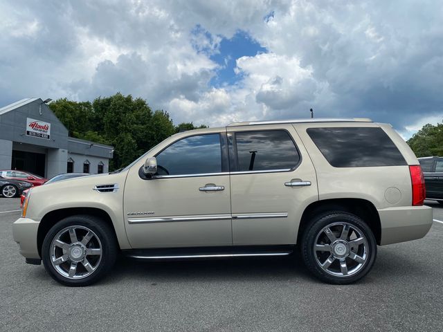 2012 Cadillac Escalade Luxury