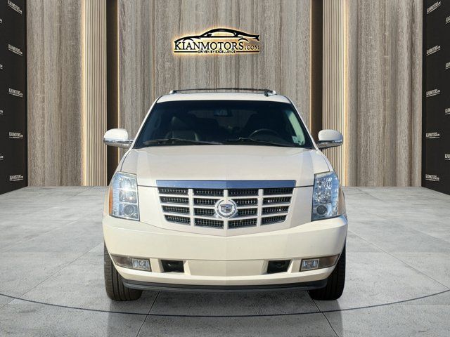 2012 Cadillac Escalade Luxury