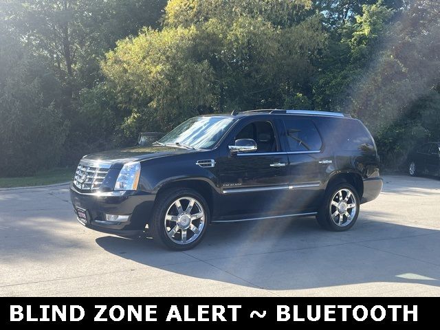 2012 Cadillac Escalade Luxury