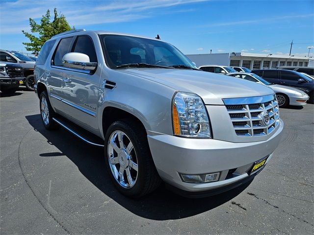 2012 Cadillac Escalade Luxury