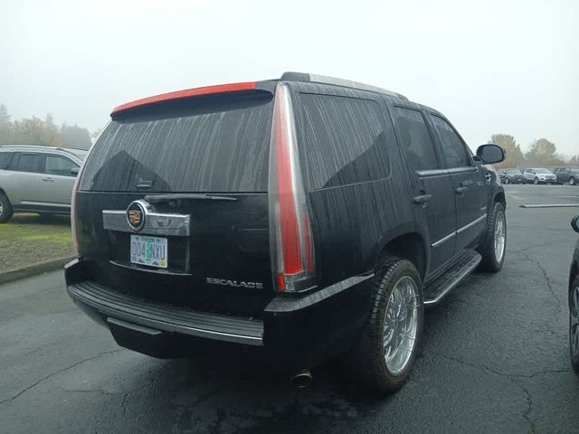 2012 Cadillac Escalade Luxury